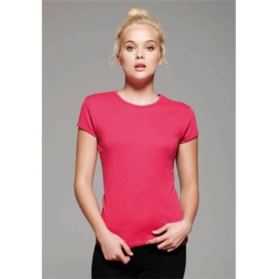 T-shirt moulant trés féminin